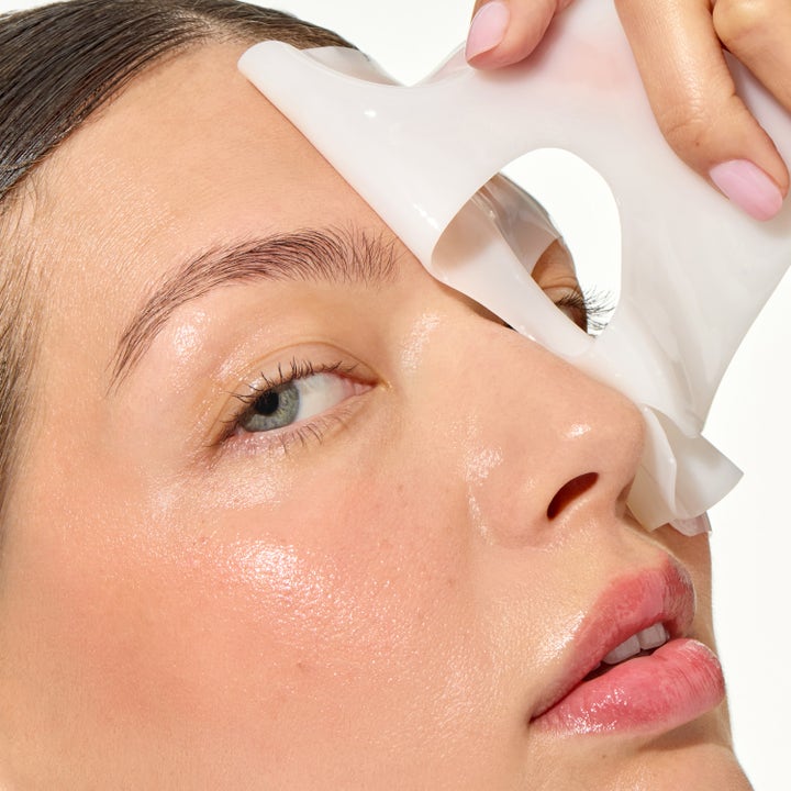 Mario Badescu Advanced Collagen Hydrogel Sheet Mask 3 stk ansiktsmaske som påføres for fuktig hud.