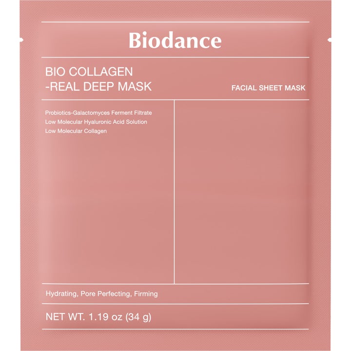 Biodance Bio-Collagen Real Deep Mask 34 g fuktighetsgivende ansiktsmaske i en støvrosa pose med hvit tekst