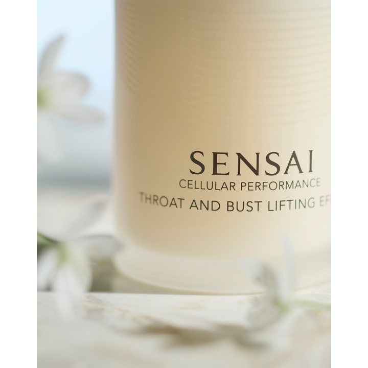Sensai Cellular Performance Throat And Bust Lifting Effect 100 ml oppstrammende krem med hvite blomster