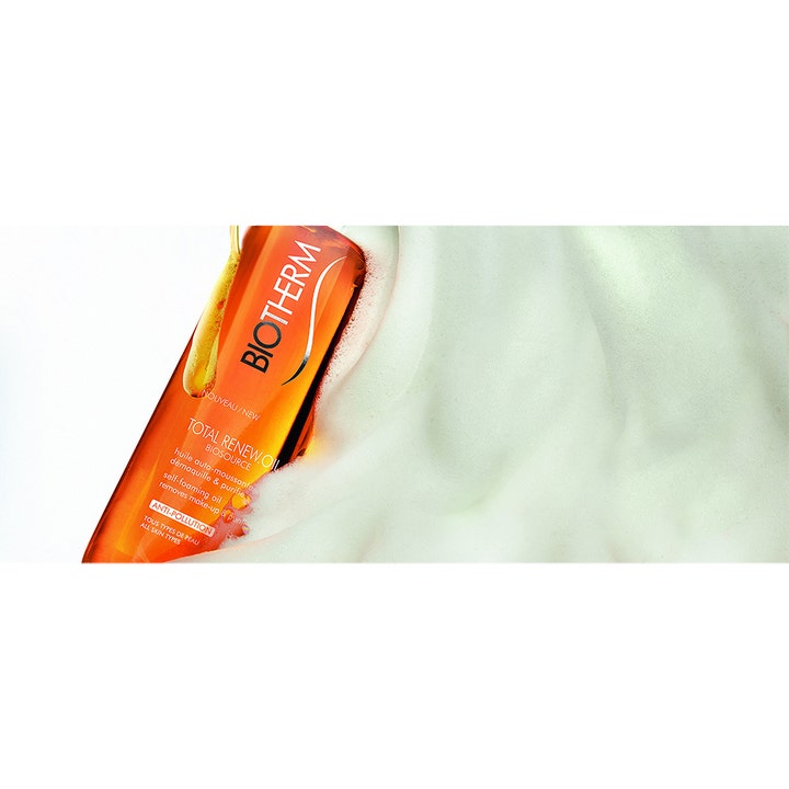 Biotherm Biosource Total Renew Oil Cleanser 200 ml skummende oljerens som fjerner sminke med et rikt hvitt skum